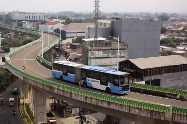 TransJakarta Koridor 13 Jalan Flyover Layang Atas Bebas Macet
